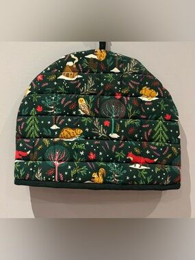 Roots Quilted Tea Cozy